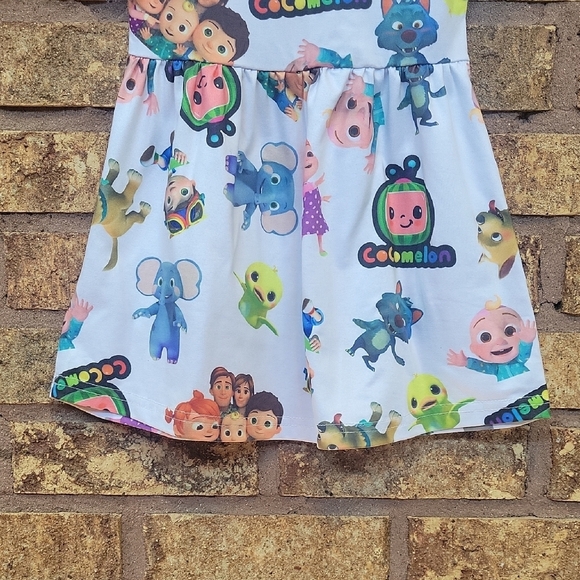 COCOMELON WHITE DRESS 12-18 Months - Picture 4 of 11